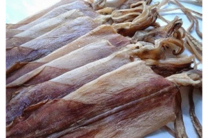 Mực khô câu Vân Đồn