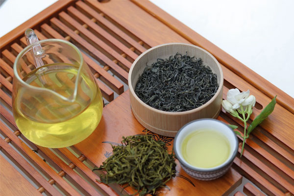 Uống chè Thái Nguyên có tác dụng gì