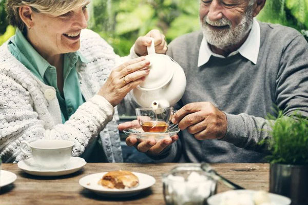 Trà ô long là loại trà giúp kéo dài tuổi thọ được nhiều người ưa chuộng. Trà ô long là loại trà giúp kéo dài tuổi thọ được nhiều người ưa chuộng.