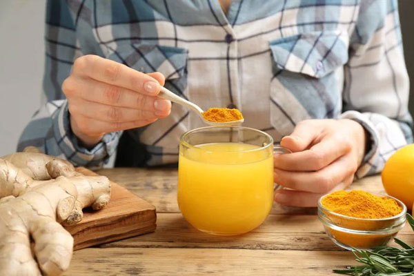 Trà nghệ có khả năng chống lại các tế bào ung thư hiệu quả. Trà nghệ có khả năng chống lại các tế bào ung thư hiệu quả.