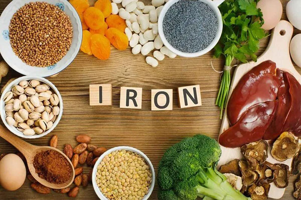 Tránh kết hợp trà xanh với nhân sâm, nghệ, gừng,...để tránh gây ảnh hưởng cho sức khỏe.